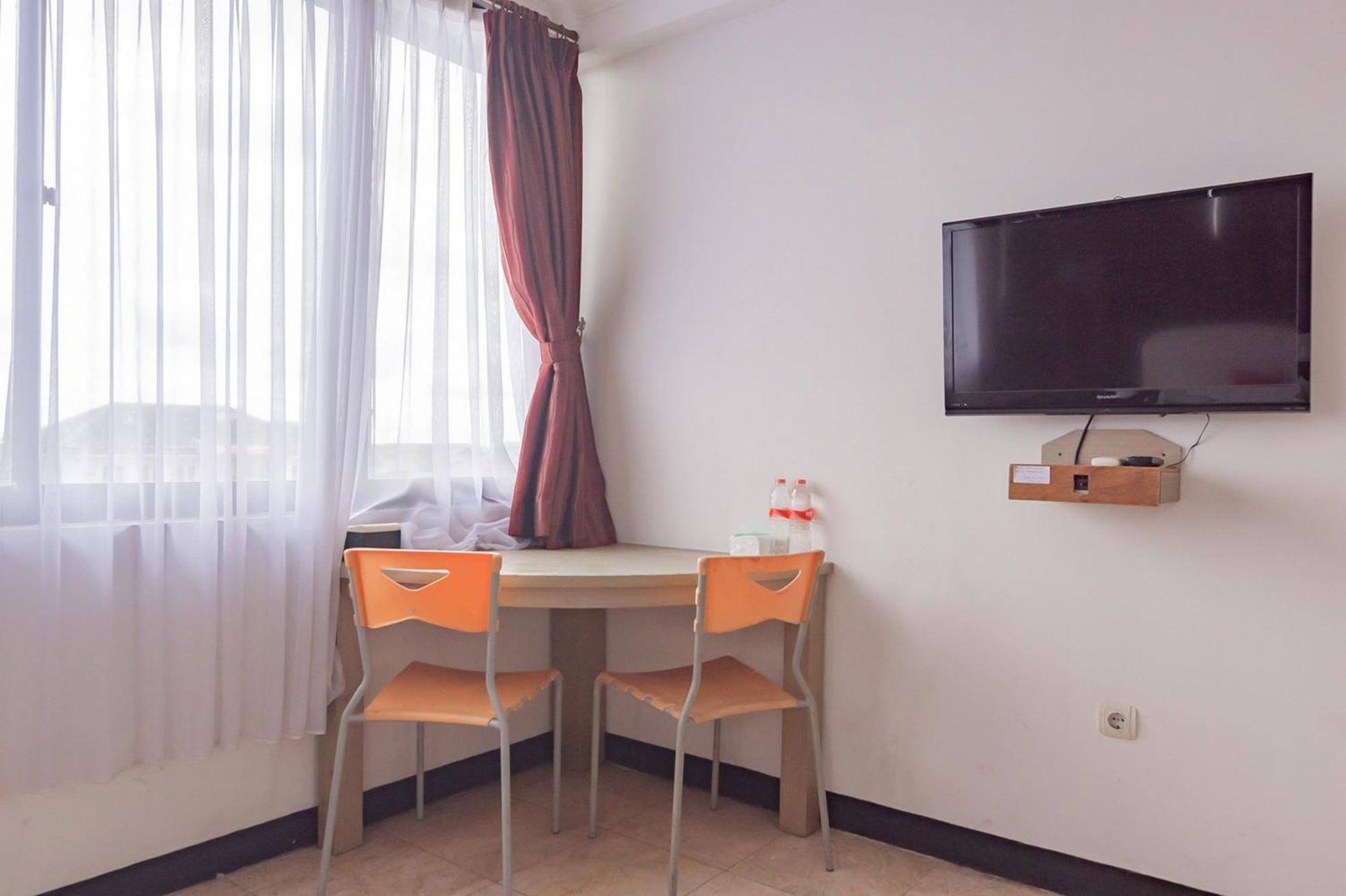 Reddoorz Near Sukabumi Station 2 Hotel Exterior photo