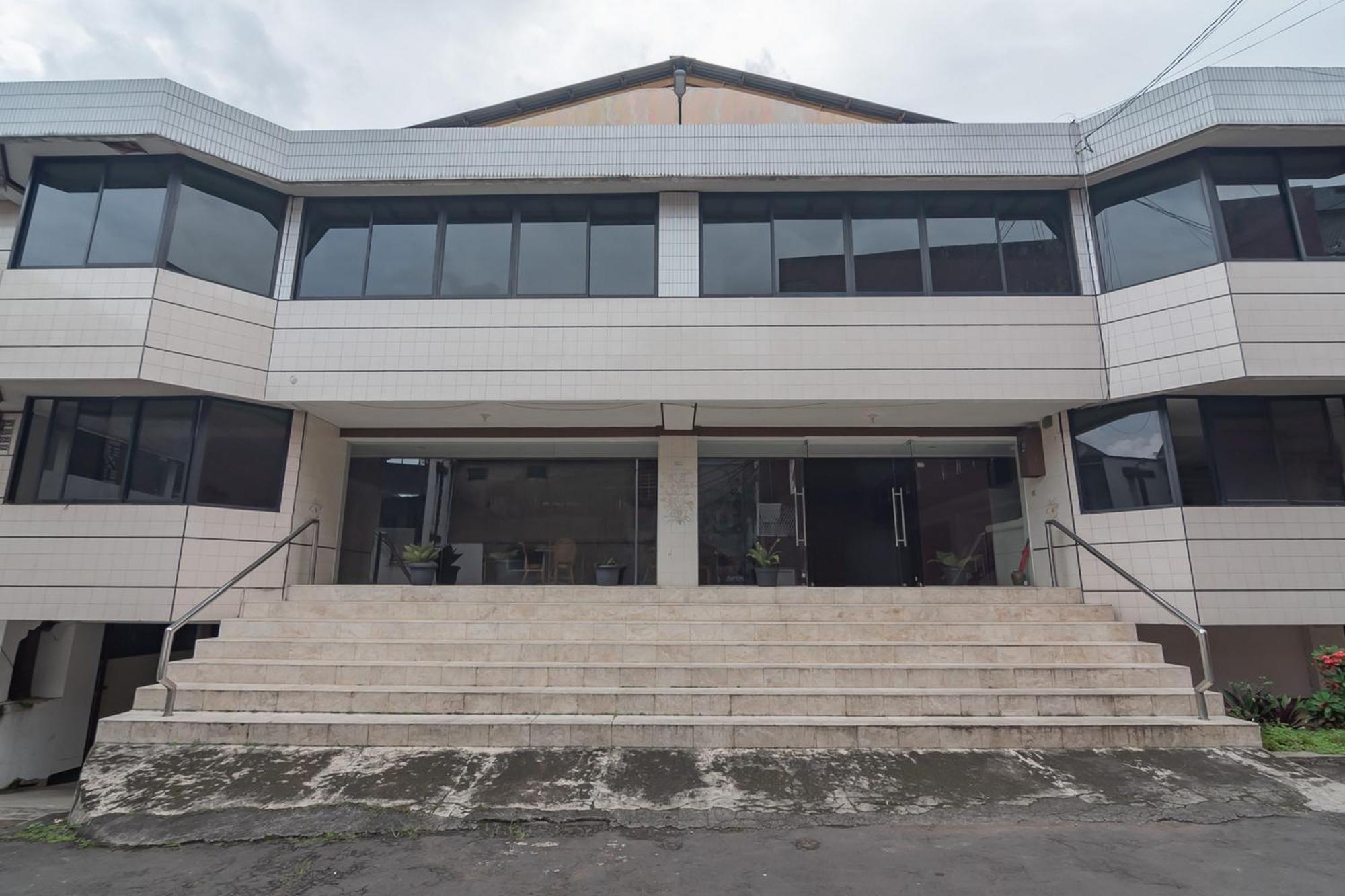 Reddoorz Near Sukabumi Station 2 Hotel Exterior photo